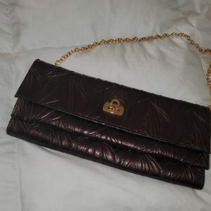 Jessica McClintock textured clutch